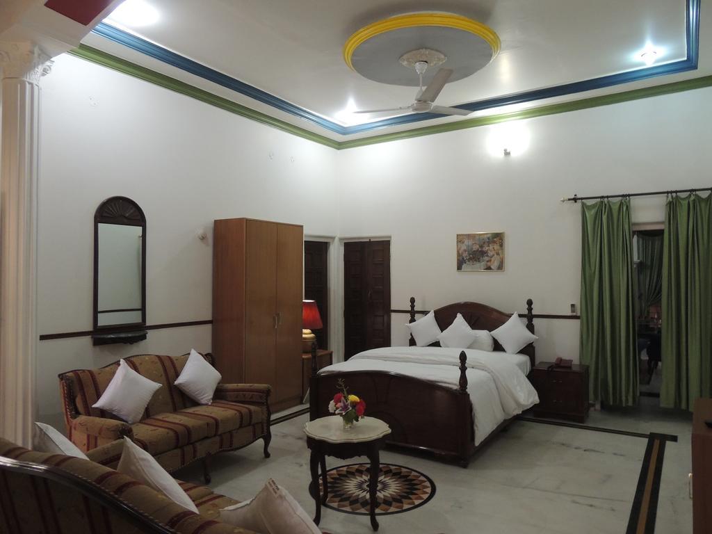 Kunjpur Guest House Allāhābād Junction الغرفة الصورة