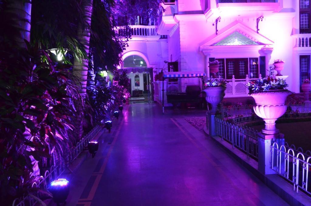 Kunjpur Guest House Allāhābād Junction المظهر الخارجي الصورة
